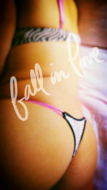 , 25  female escort, El Paso
